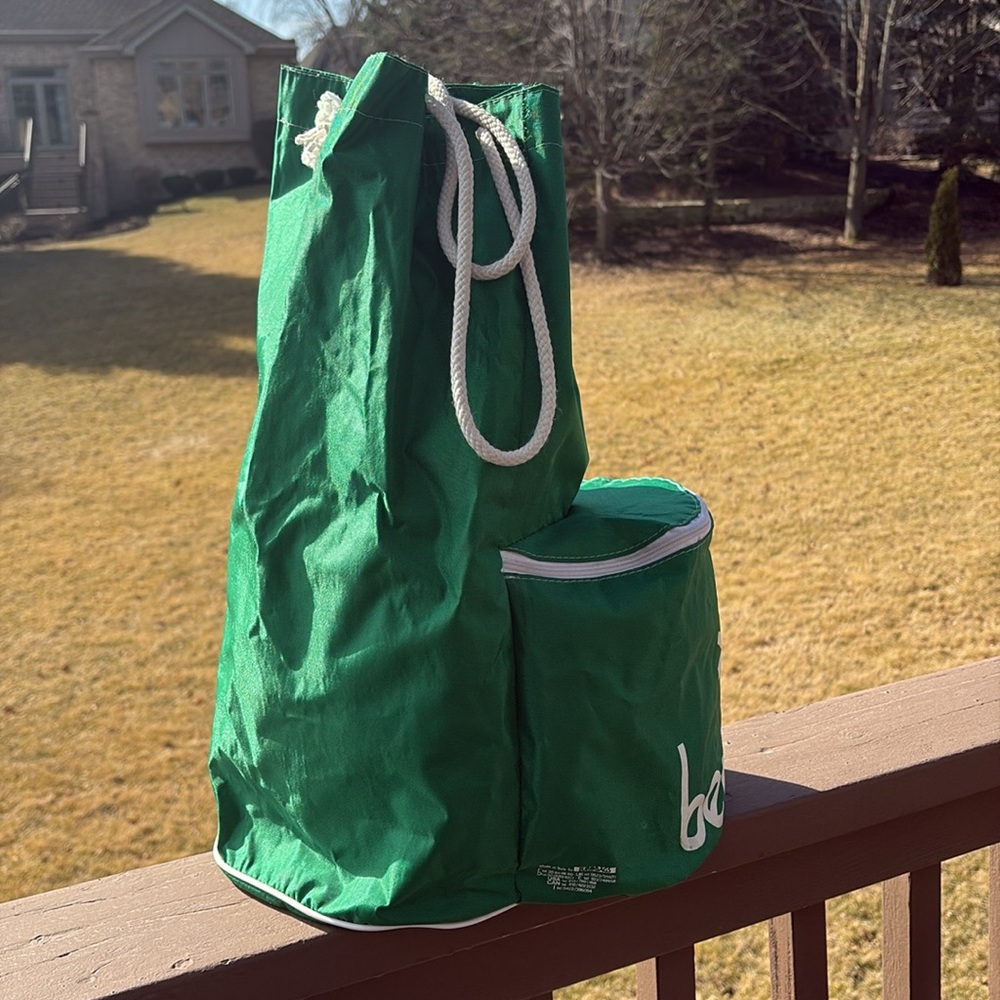 United Colors of Benetton Green Nylon Duffle Bag 1980s Iconic Collectible - Picture 4 of 12